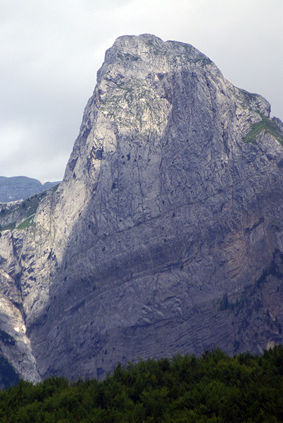 Maja e Arapit- albański Matterhorn.jpg